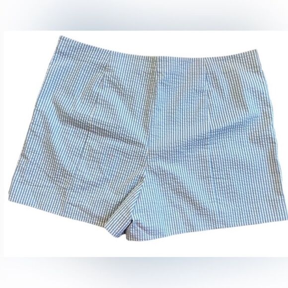 Draper James Women’s Blue & White Seersucker Floral Lace High Waisted Short - Picture 3 of 10